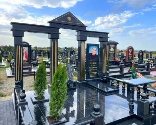Верхне-Гниловское кладбище в г. Ростов-на-Дону